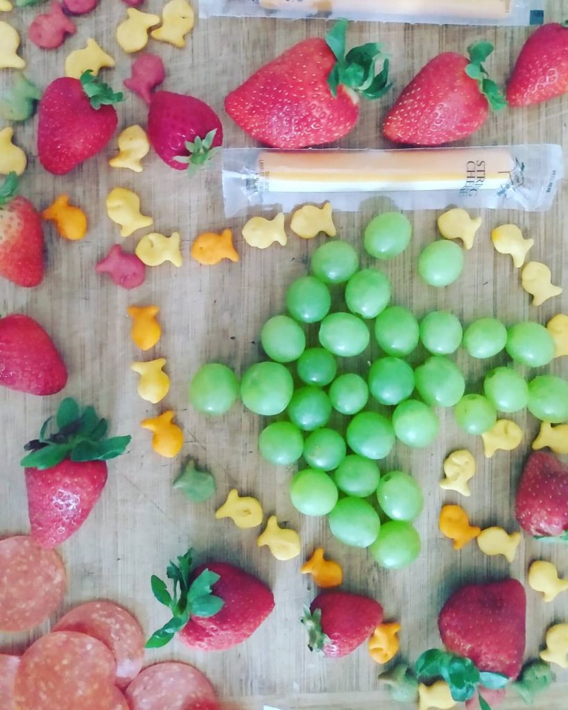 Fruit and vegetable tray